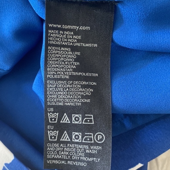 Tommy Hilfiger Floral Flutter Sleeve Mini Dress - Picture 6 of 7